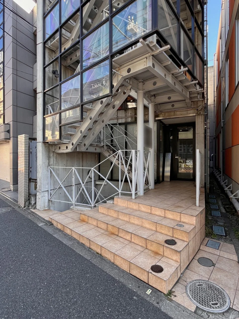 CROSS神宮前(クロス神宮前) B1 ビルエントランス 5