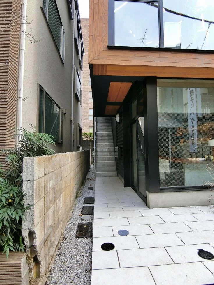 allee de JINGUMAE 3 エントランス 3