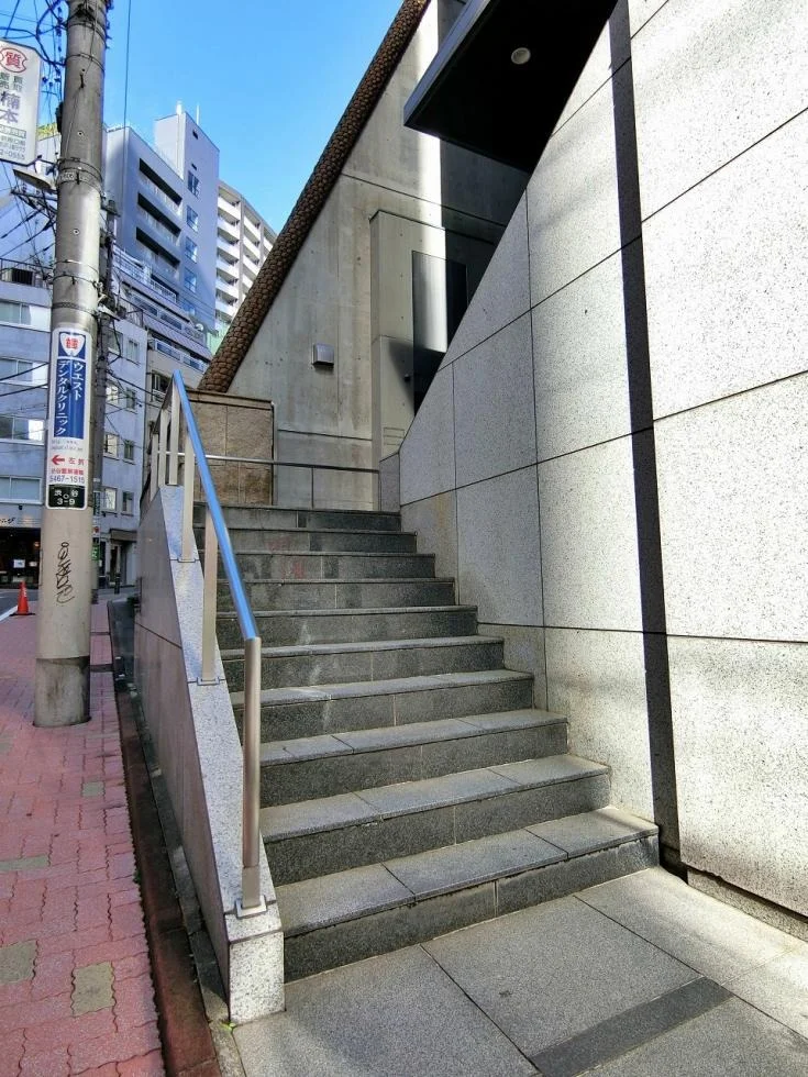 KDC渋谷ビル 5 ビルエントランス 13