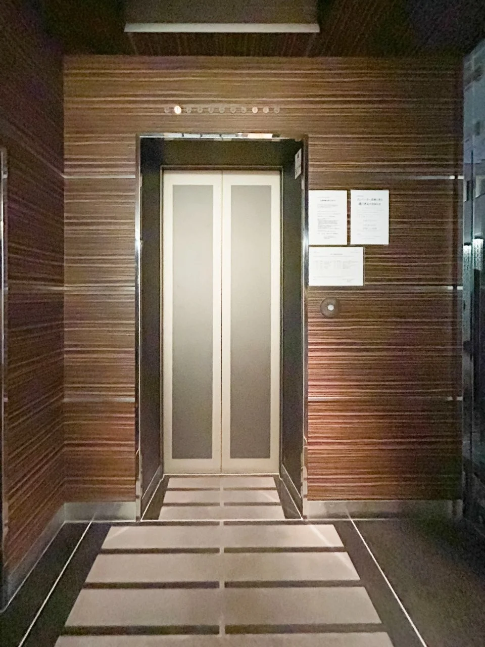 ebisu422 8 エレベーター 10
