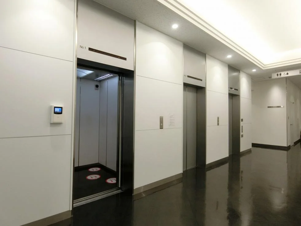 東建インターナショナルビル本館 1 エレベーター 28