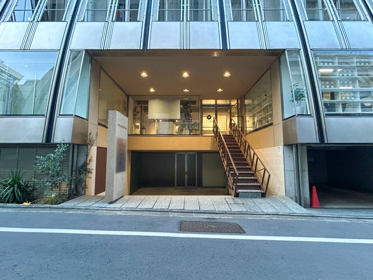 渋谷イーストプレイス(Shibuya East Place) 5 ビルエントランス 12