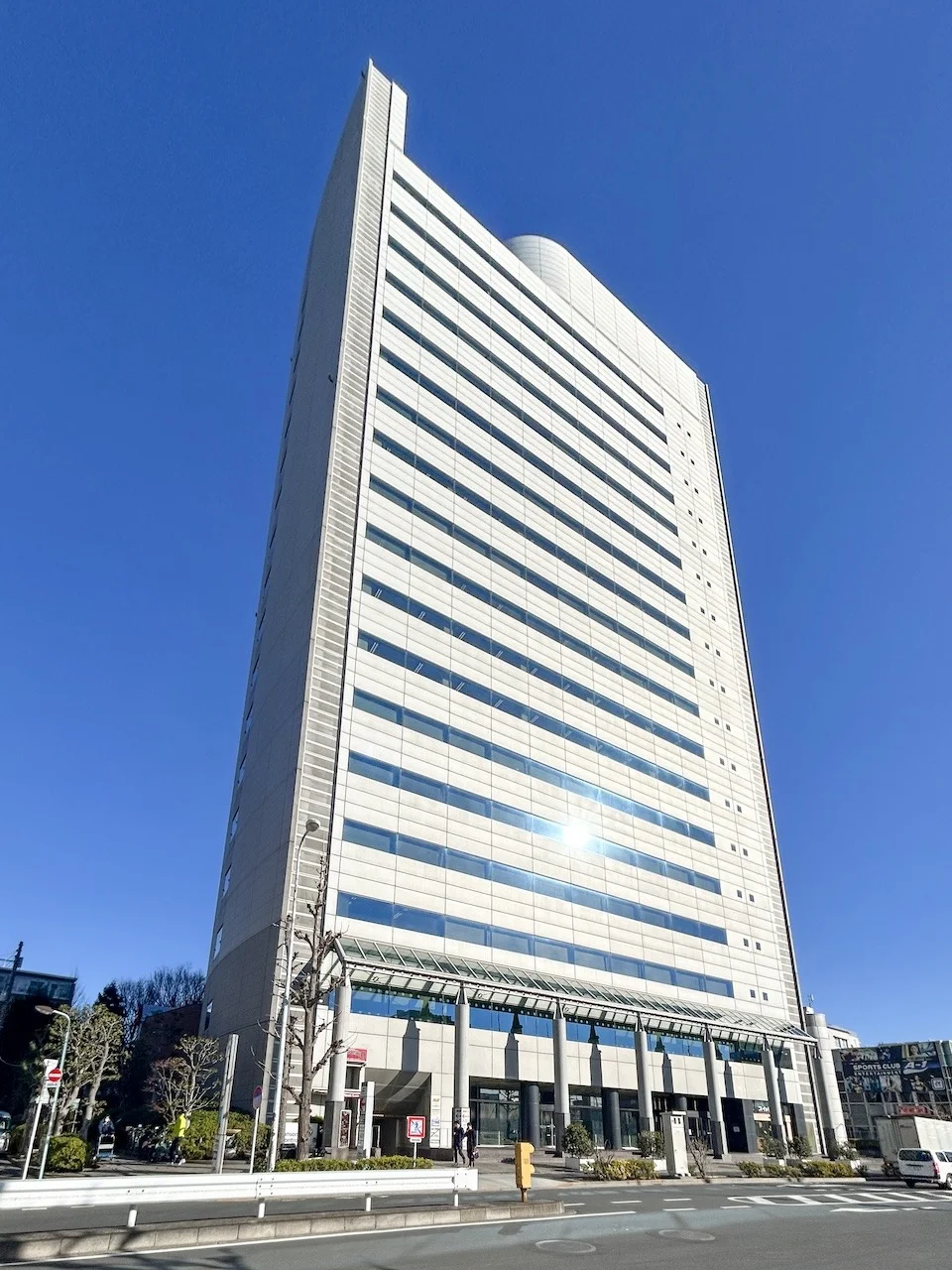 Daiwa笹塚タワー 4 オフィスビル外観 1