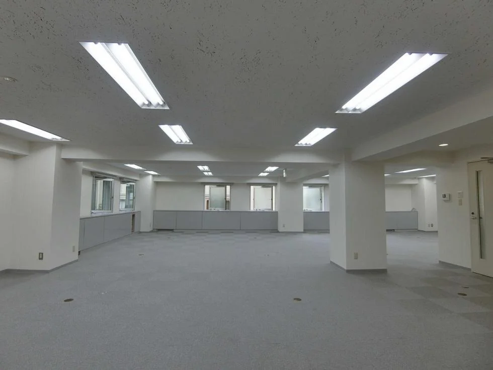 Arromic Bldg. 2 執務室 15