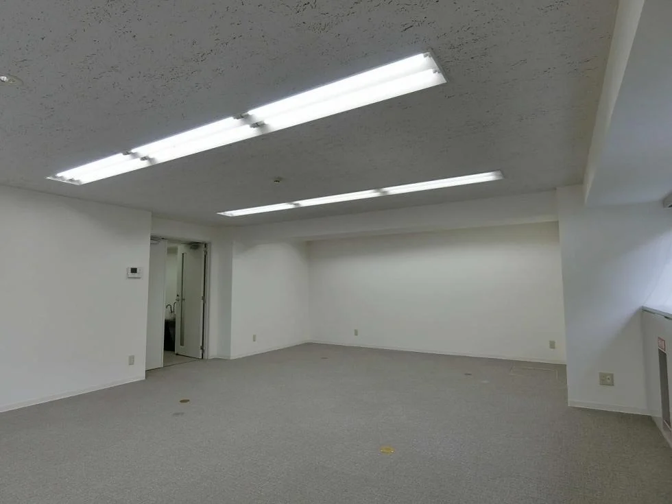 Arromic Bldg. 1 執務室 15