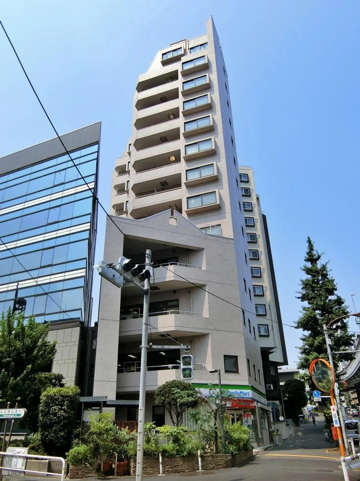 PLUS OnE（プラスワン）ビル - 画像1