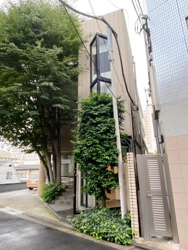 しろがねロッカス 3 外観 1