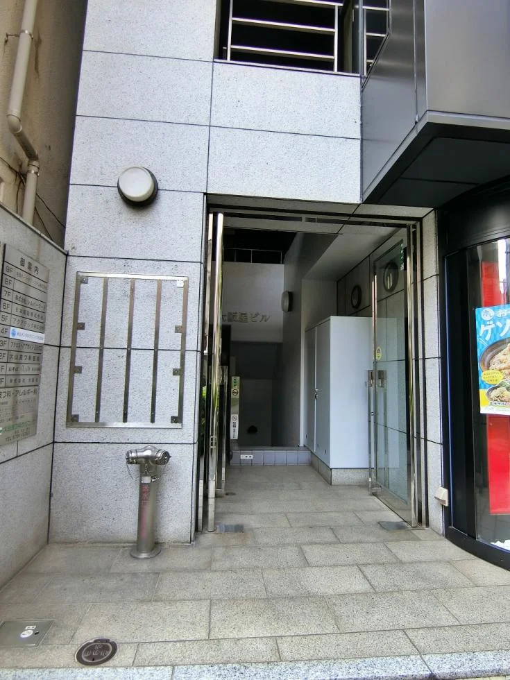 大阪屋ビル 3 エントランス 3