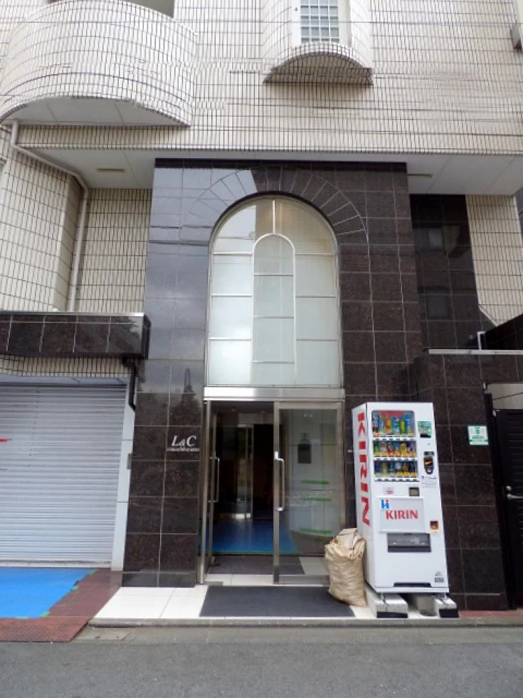 L&C武蔵小山ビル 1 エントランス 3