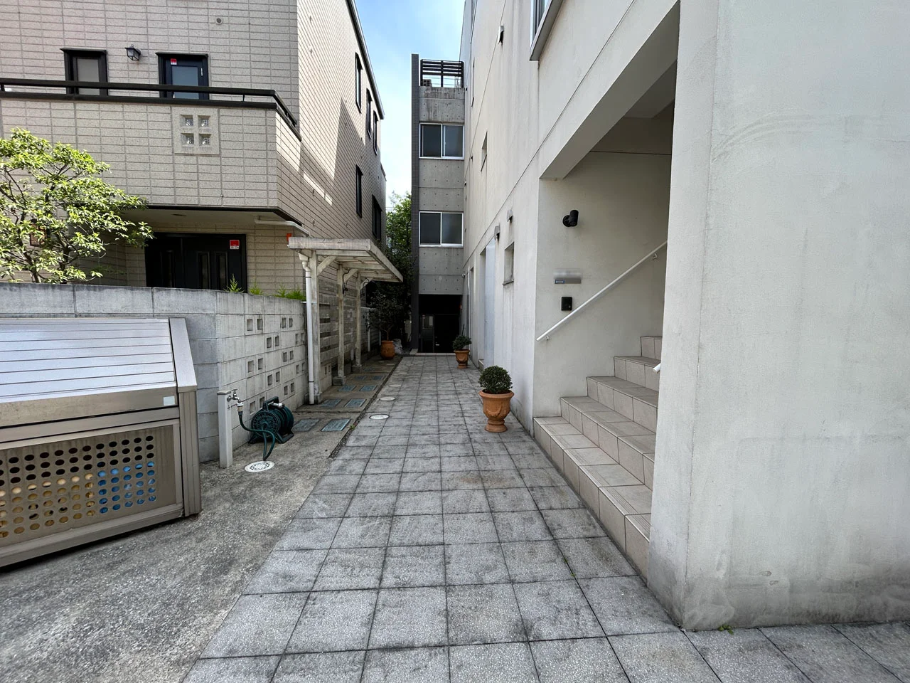 Hale島津山ビル 2 エントランス 3