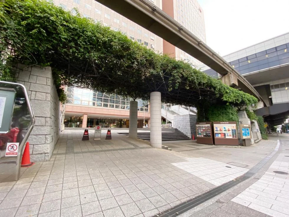 Tennozu Bay Tower 1 ビルエントランス 3