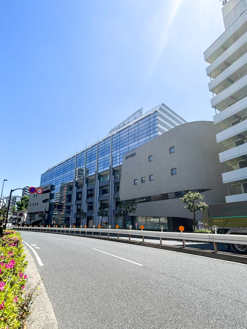 六行会総合ビル 5 外観 1