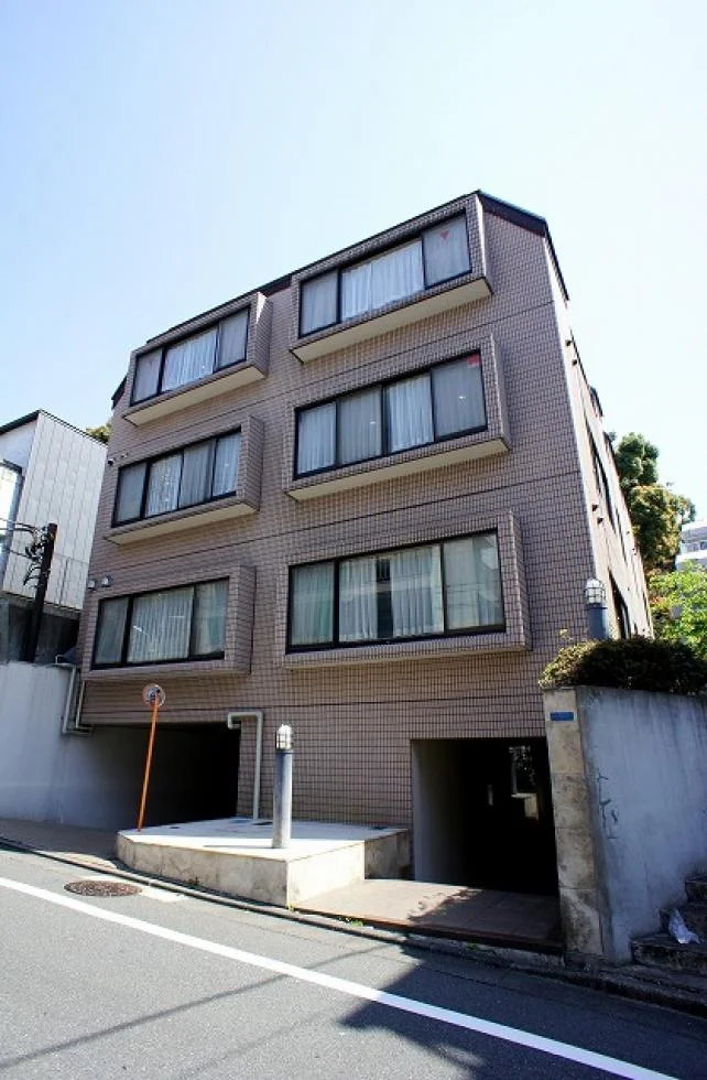 TRINITY COURT(トリニティコート) 3 外観 1