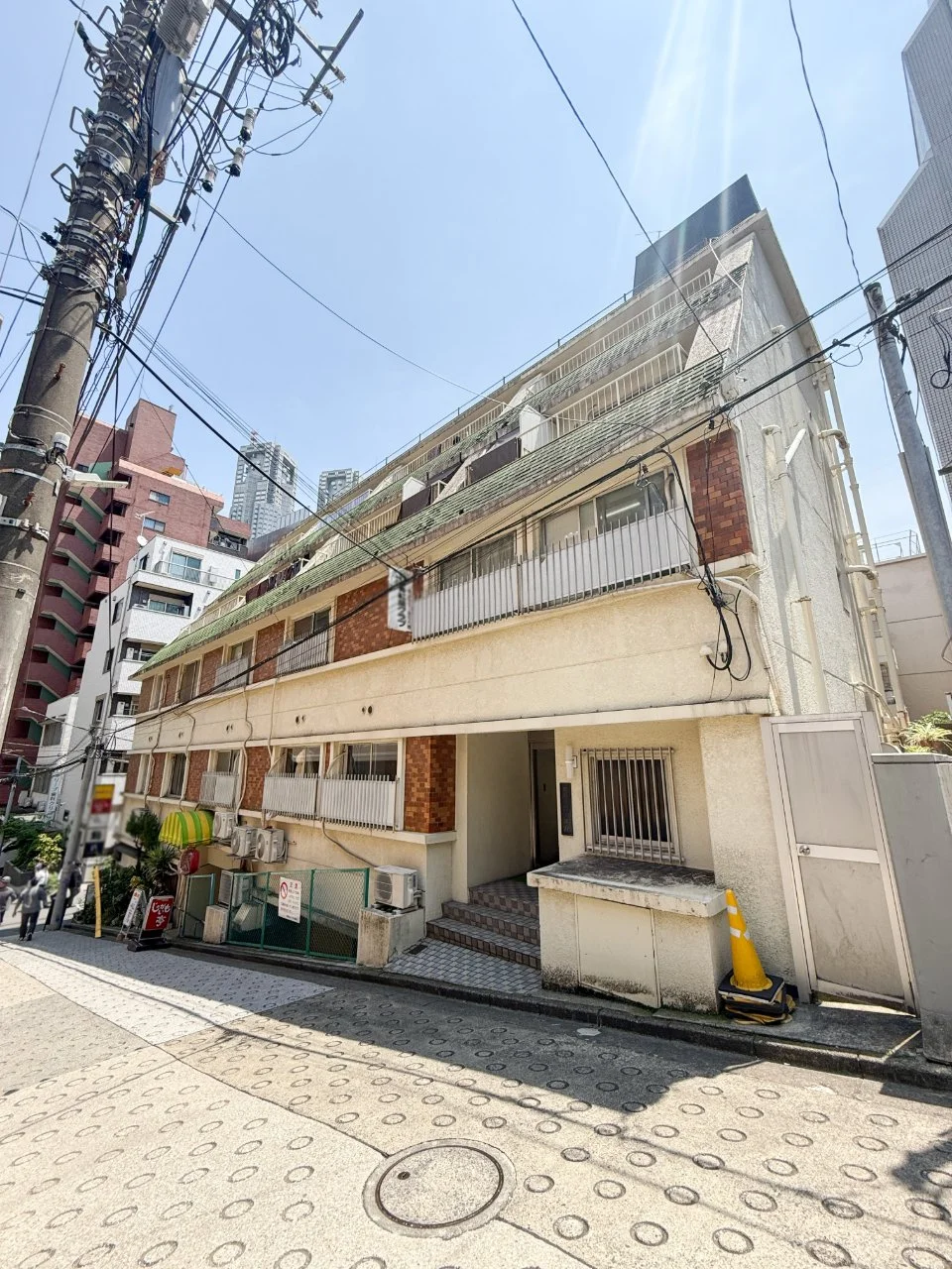 西新宿カーネル 1 外観 2