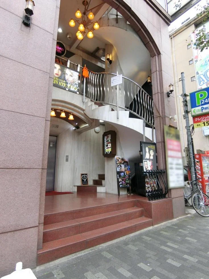 メトロビル(新宿メトロ) 7 エントランス 3