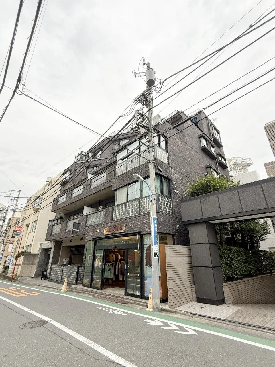 イル ド ルカン 4 外観 2