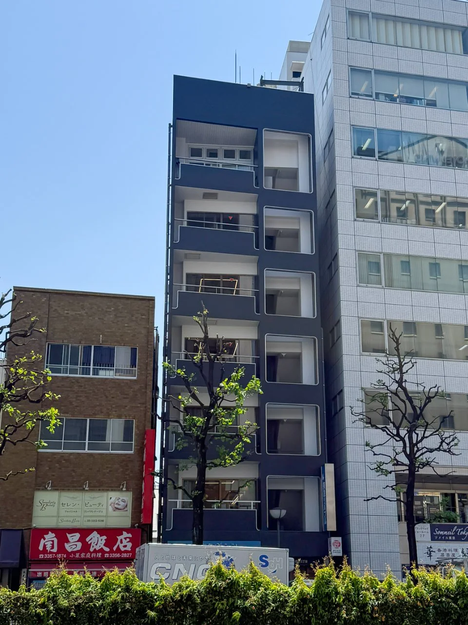 U square 四谷三丁目 6階・7階セット貸し オフィスビル外観 1
