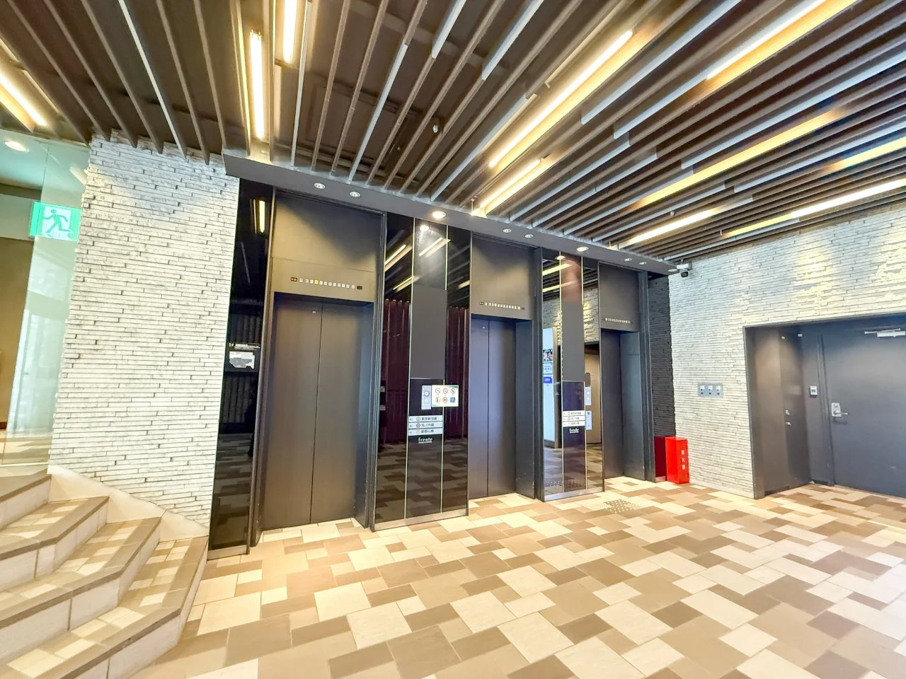 京王フレンテ新宿3丁目 1 共有部 9