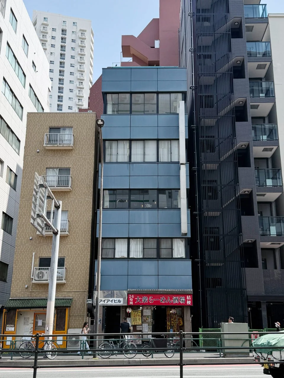 アイアイビル 4 外観 1