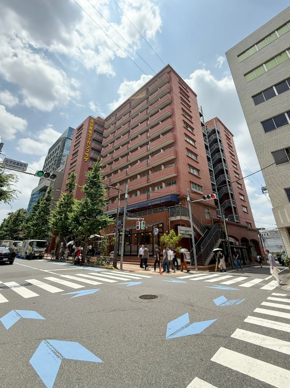 高田馬場ダイカンプラザ 3 オフィスビル外観 1