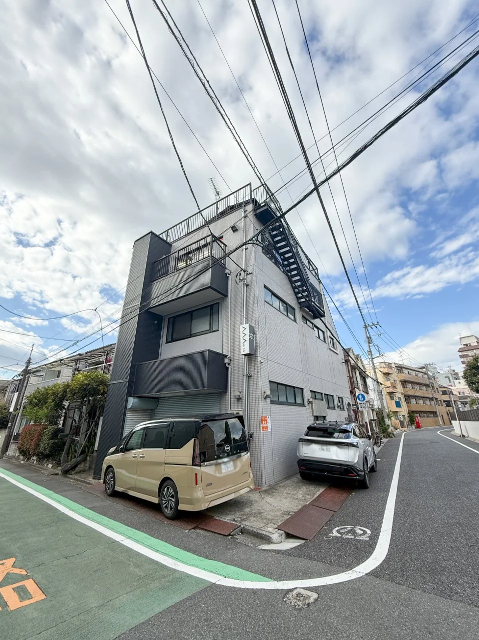 AAAビル 2 外観 1