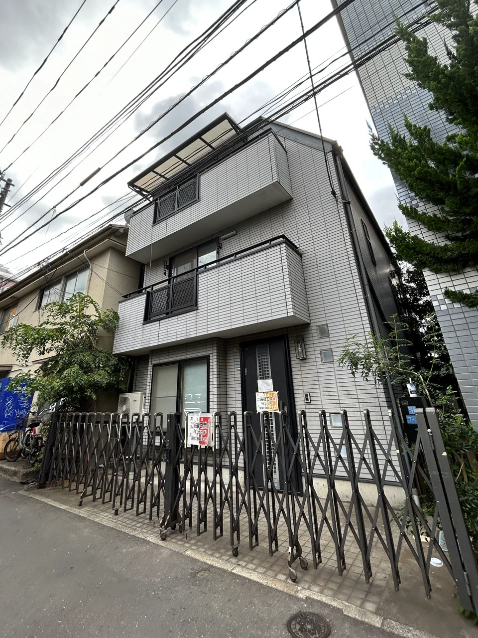 全日第12吉田 1~3階一棟 外観 1