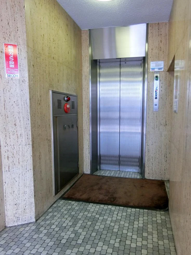 三宅ビル 2 ビルエントランス 6