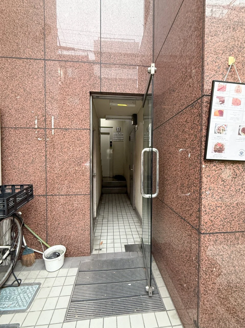 グランドP.モナコ 2 エントランス 3