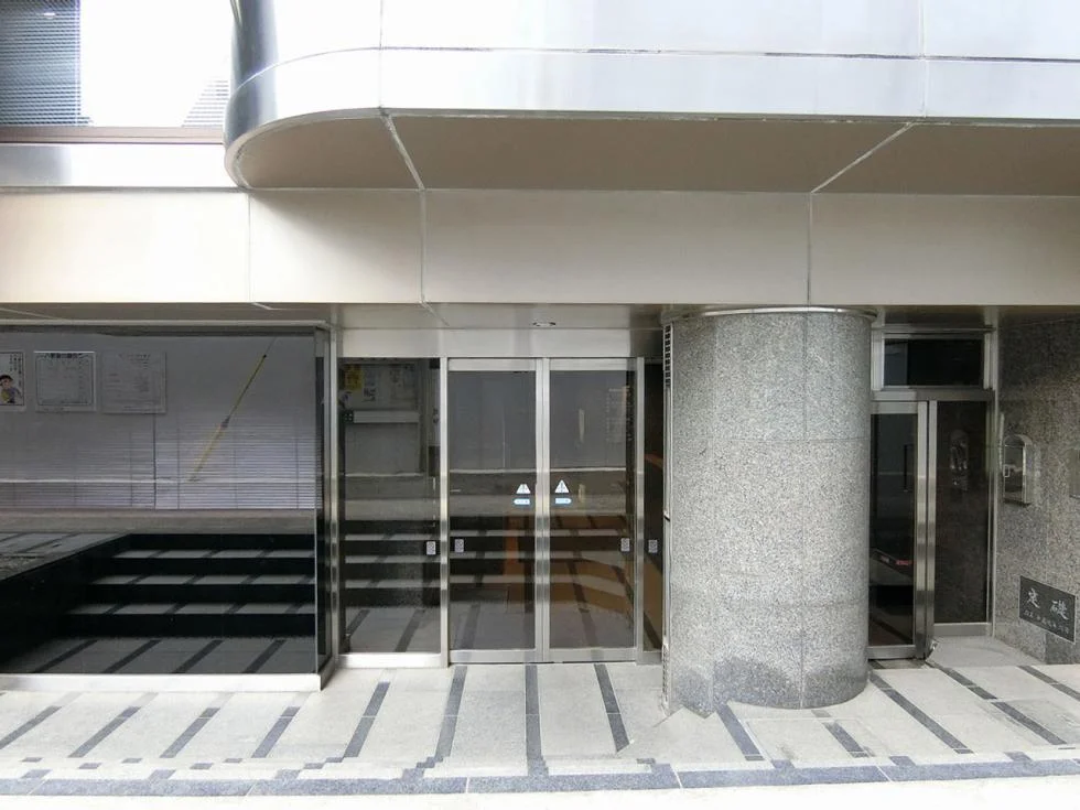 新宿MOAビル 2 ビルエントランス 5