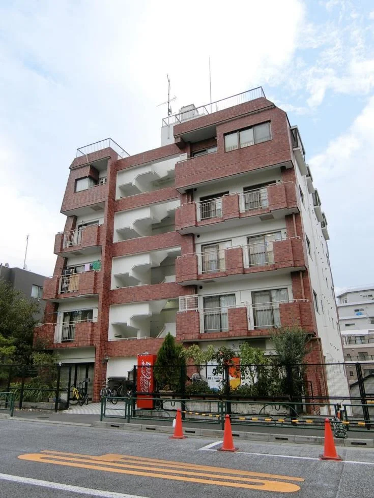 プランドール新宿 2 オフィスビル外観 2