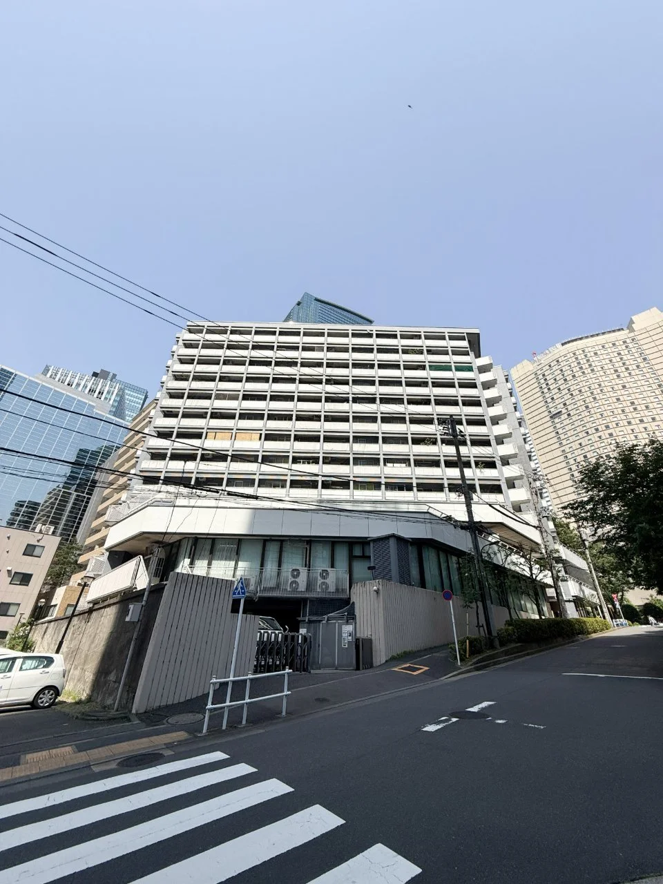 ハローオフィス西新宿(ストーク新宿1階) 1 外観 1