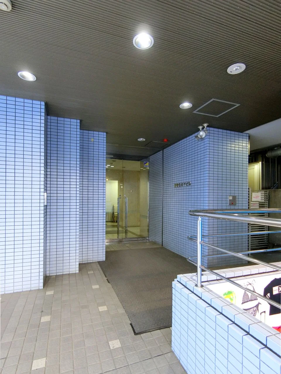 新宿SKYビル 8 ビルエントランス 5