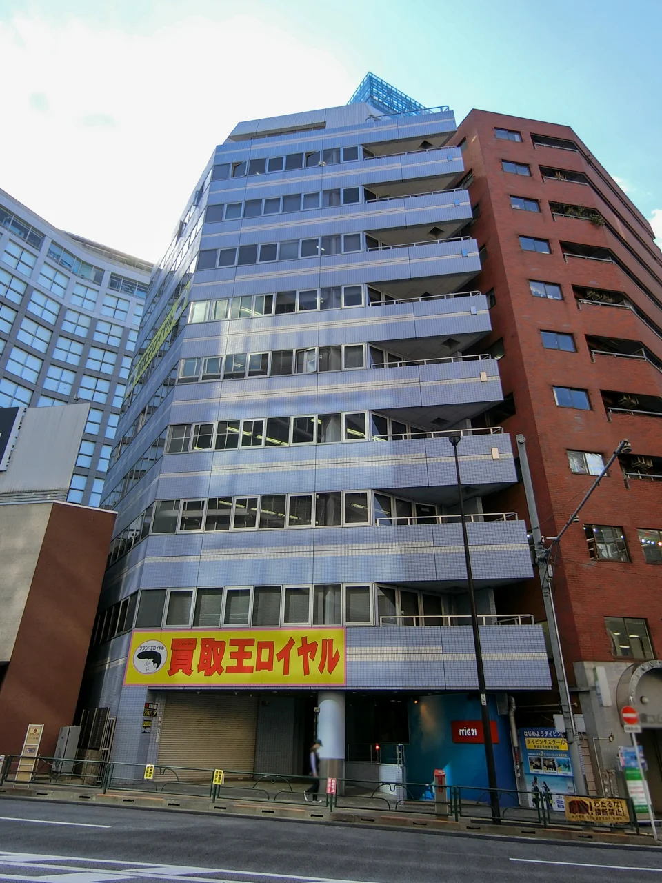 新宿SKYビル 8 オフィスビル外観 2