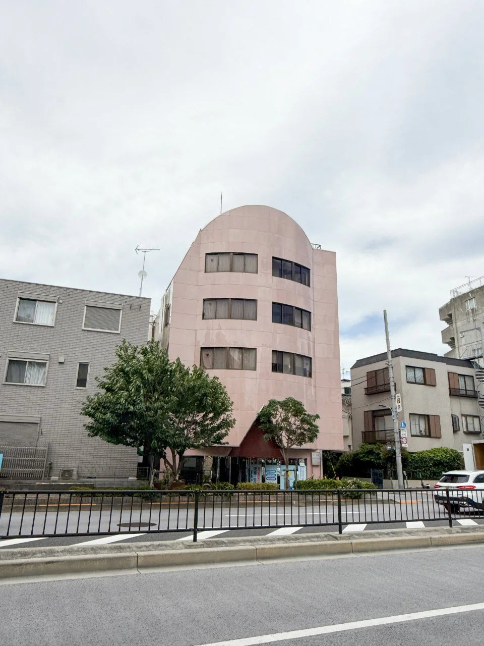 枝ビル 2 オフィスビル外観 2