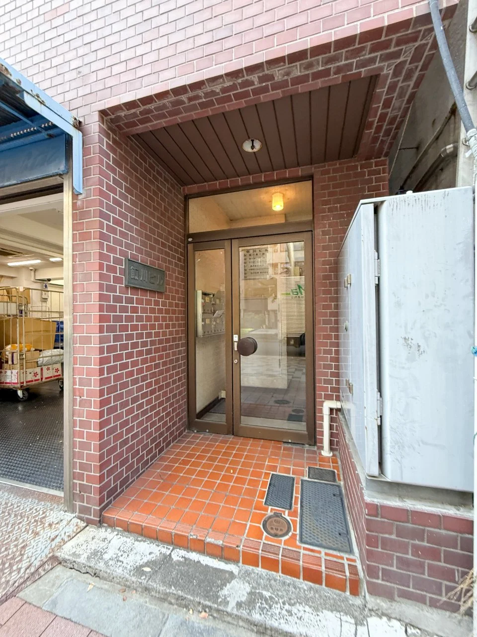 飯川ビル 3 エントランス 3
