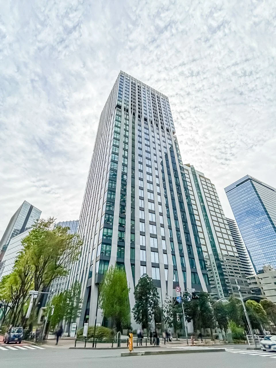 Dタワー西新宿 11 オフィスビル外観 1
