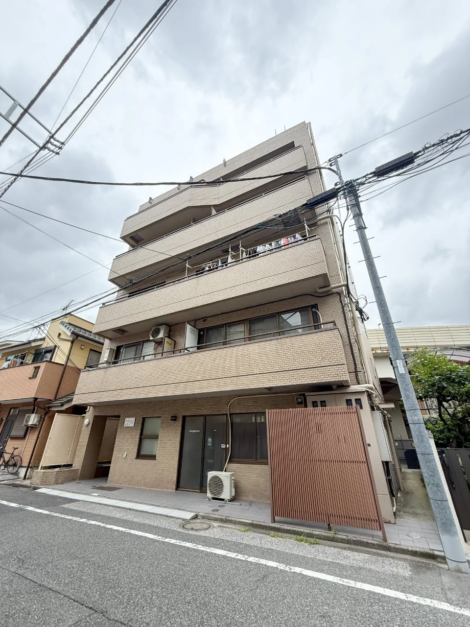 Briller Residence南元町(ブリエ レジデンス南元町) 2階3階メゾネット 外観 2