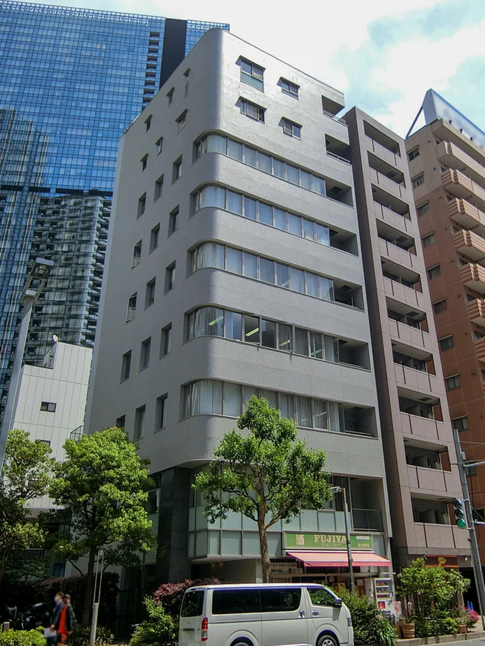 西新宿プライムビル 2 オフィスビル外観 1