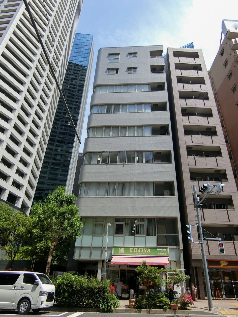 西新宿プライムビル 2 オフィスビル外観 2