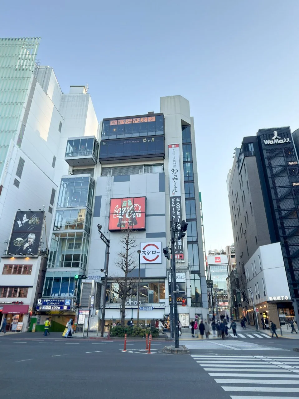 アドホック新宿ビル 2 オフィスビル外観 2