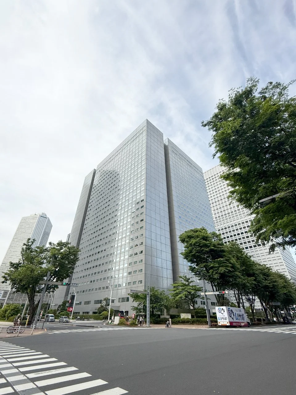 新宿NSビル 25 オフィスビル外観 2