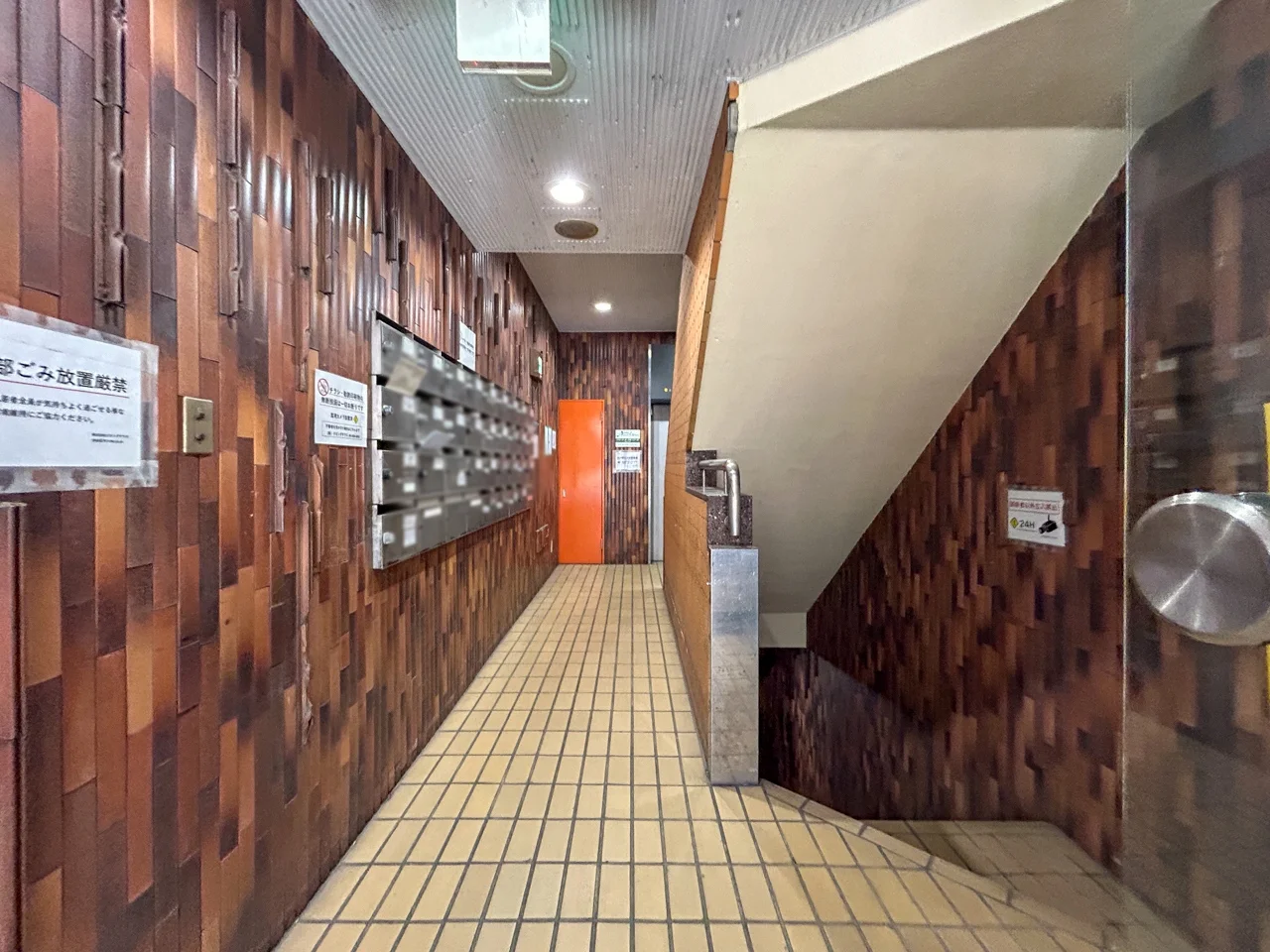 新宿丸正ビル 8 エントランス 3