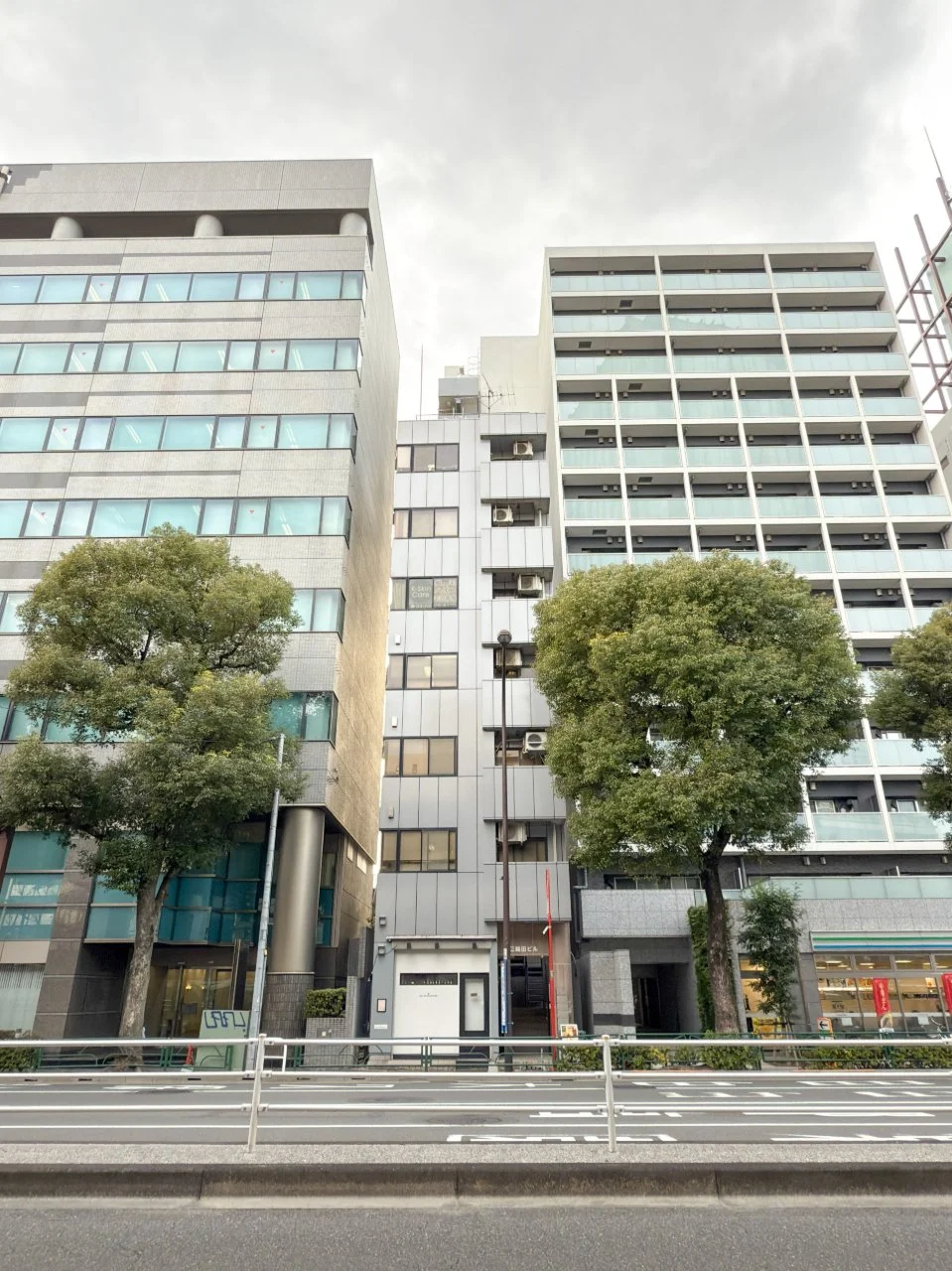 三輪田ビル 2 外観 1