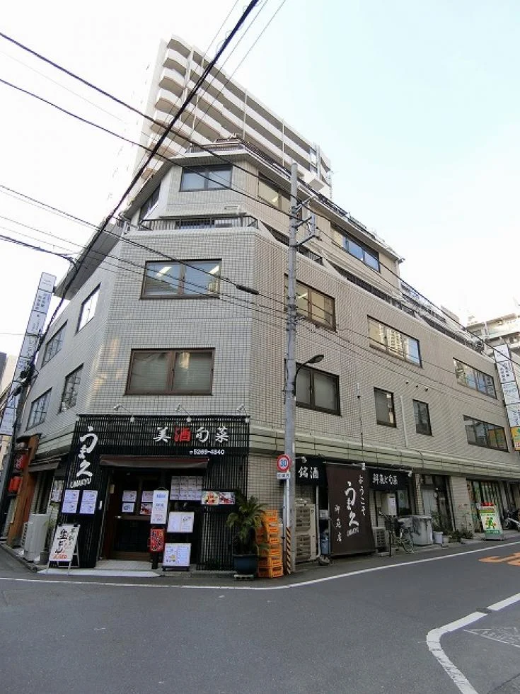 テェアーカテリーナビル 1 オフィスビル外観 2