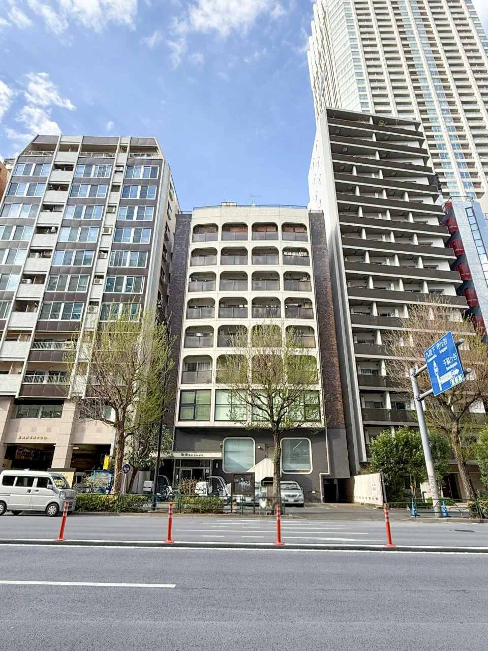 新宿ユニオンビル 2 オフィスビル外観 1