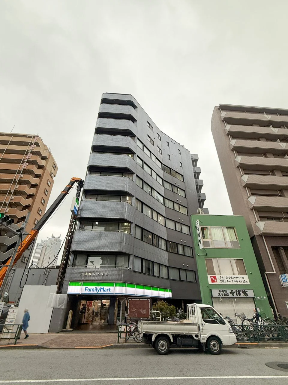 西新宿IKビル 5 オフィスビル外観 1