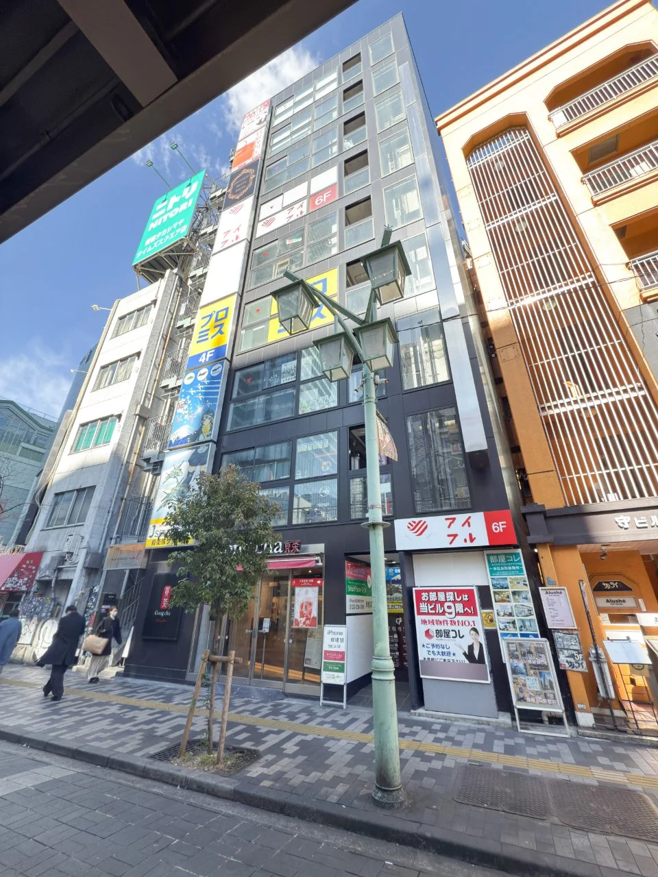 新宿アウンビル 7 オフィスビル外観 2