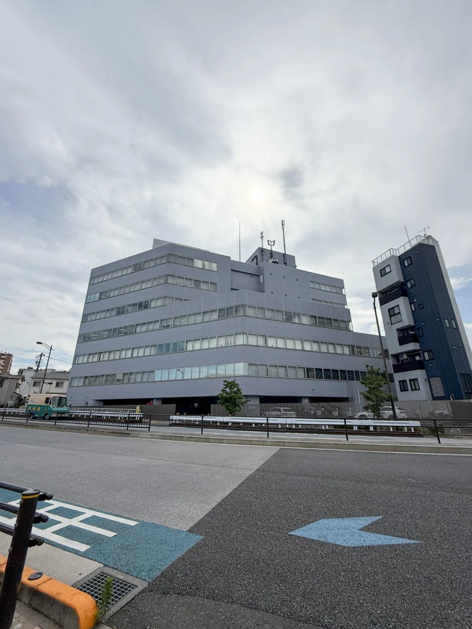 新宿余丁町ビル 1 外観 1
