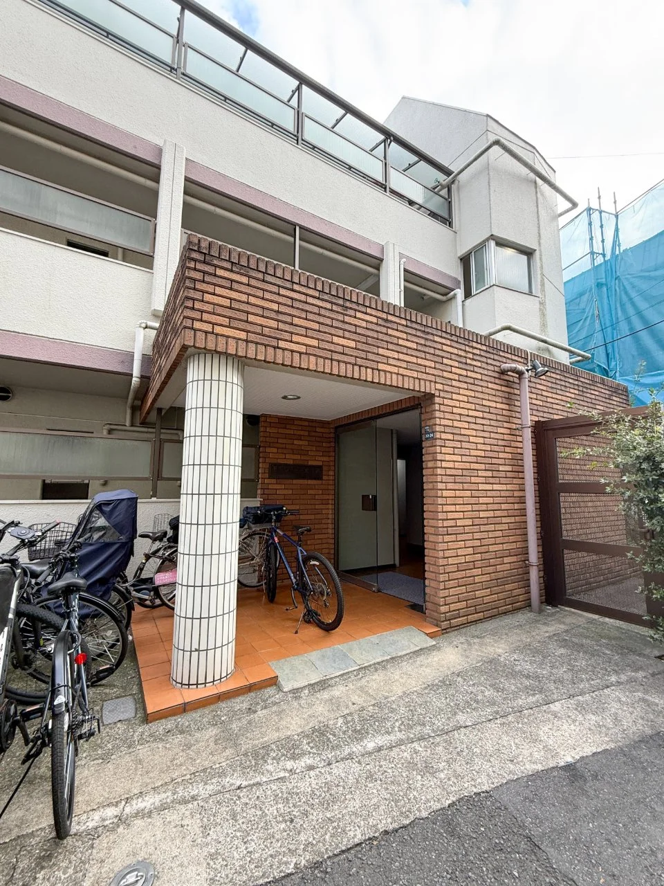 モンシャトー北新宿 1 エントランス 3