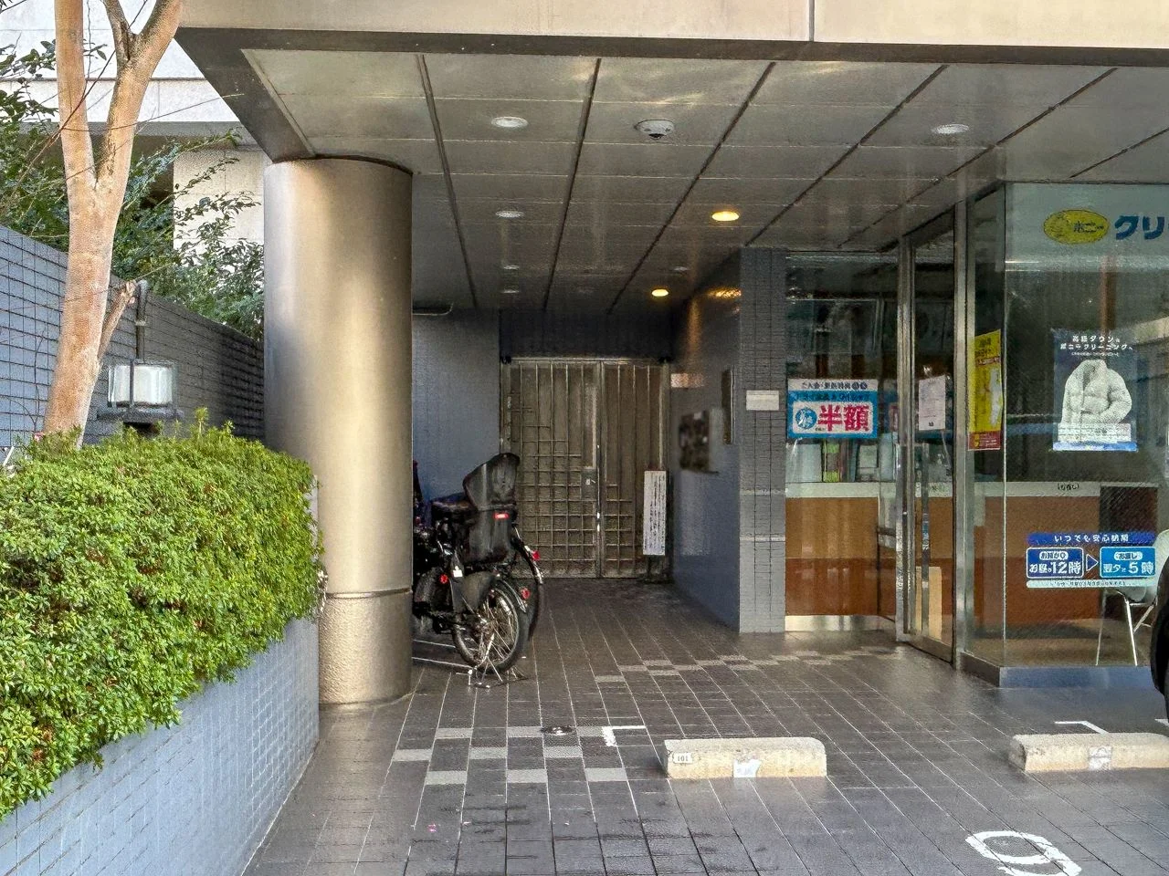 ウィン市ヶ谷ビル 3 エントランス 3